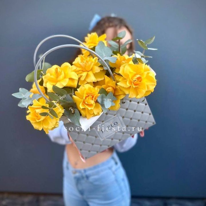 Сумочка с розами "Эдель" в Балашихе