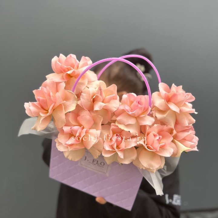 Сумочка с розами "Кети" в Балашихе