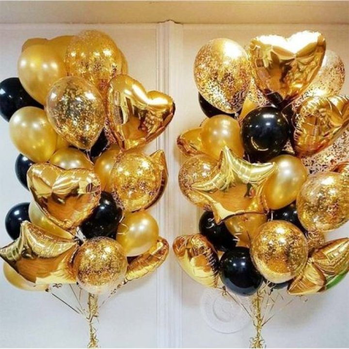 Фонтан шаров "Чёрное золото" в Балашихе