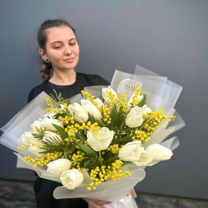 Букет тюльпанов и мимозы в Балашихе
