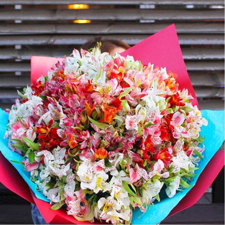 101 альстромерия в Балашихе