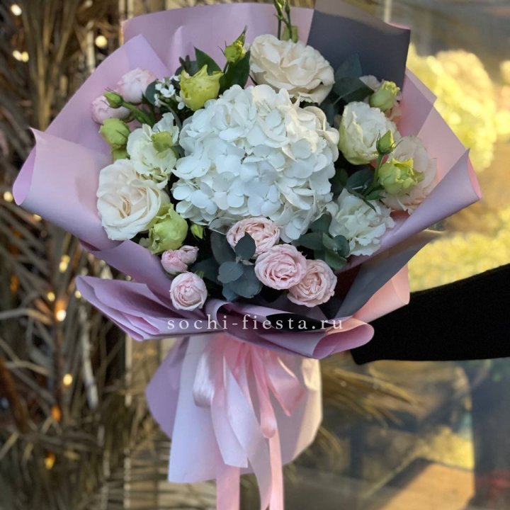 Букет с гортензией №3 в Балашихе