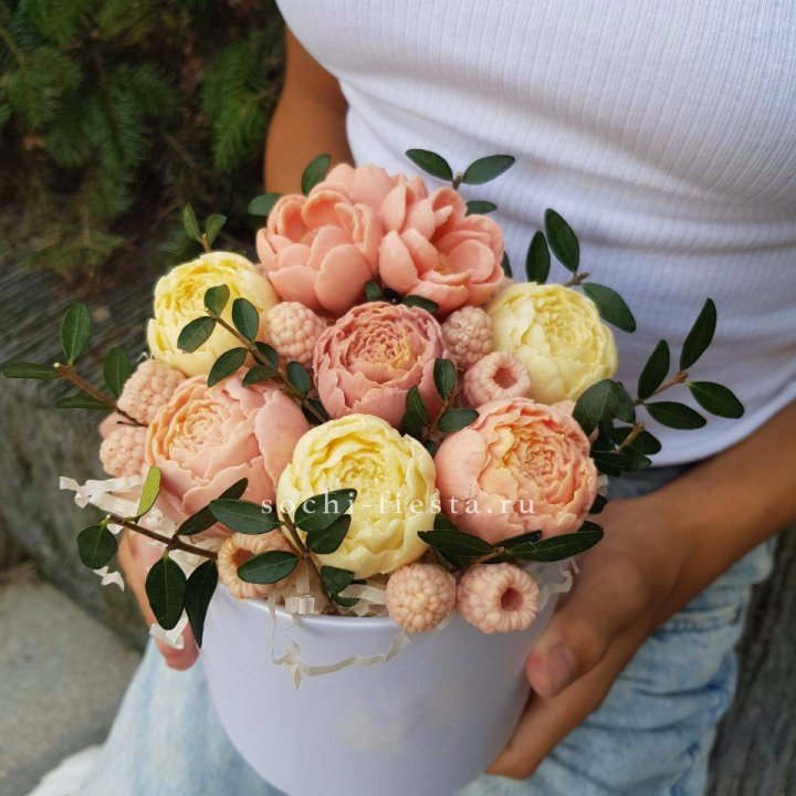 Шоколадный букет с ягодами в Балашихе