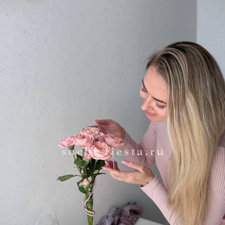 Цветочная подписка "Пакет маленький" в Балашихе