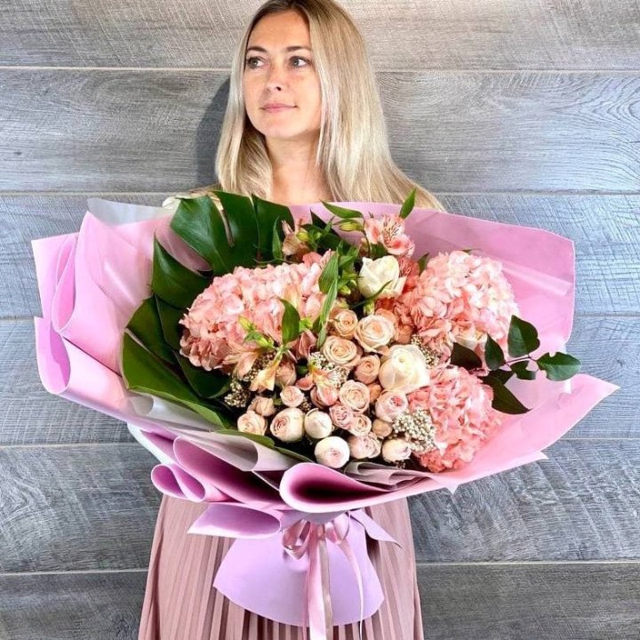 Дизайнерский букет "Валенсия-2" в Балашихе