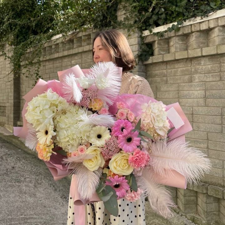 Дизайнерский букет "Валенсия" в Балашихе