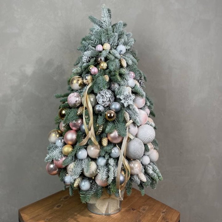 Новогодняя ёлка из веток датского нобилиса в Балашихе