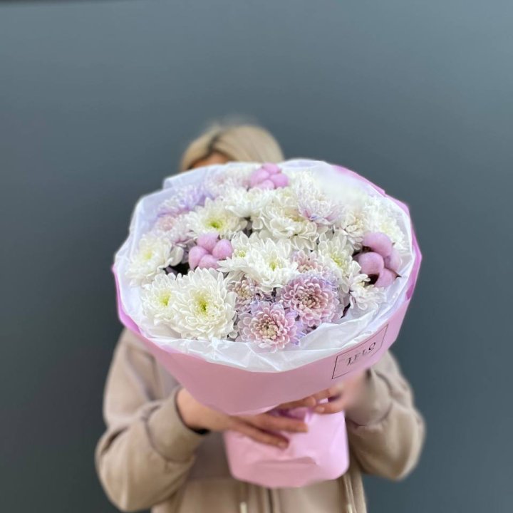 7 нежных хризантем в Балашихе