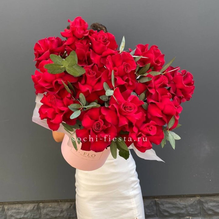 Бокс из 17 французских роз в Балашихе