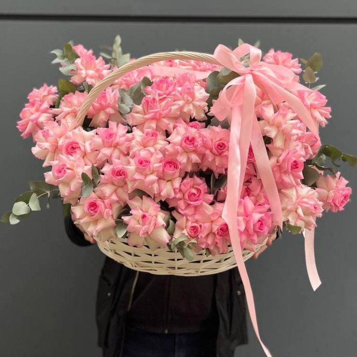 51 розовая роза в корзине в Балашихе