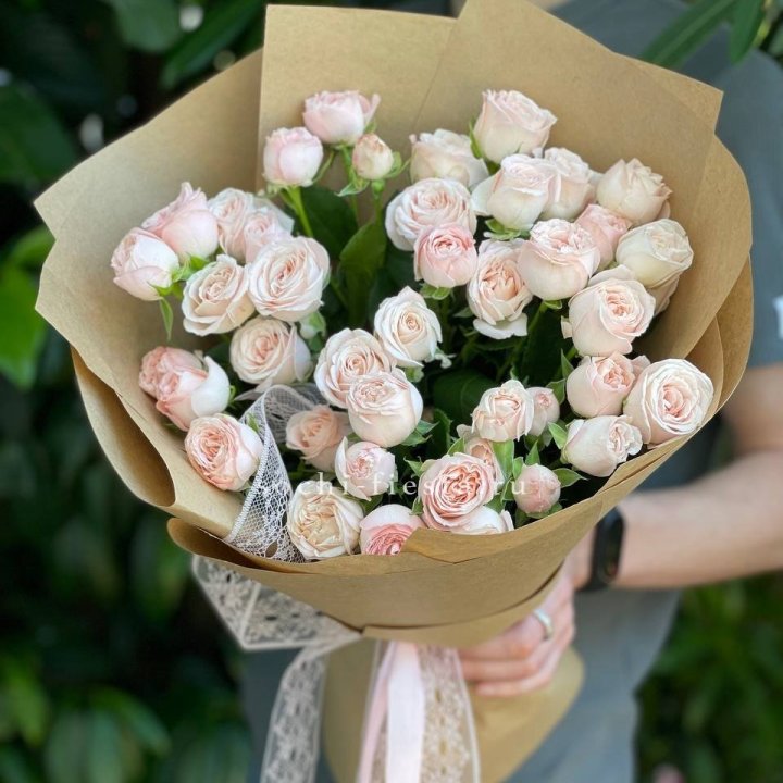 Кустовые розы букет №1 в Балашихе