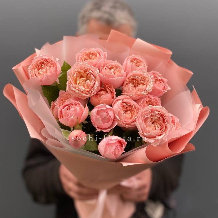 Букет комплимент из кустовых роз Джульетта в Балашихе