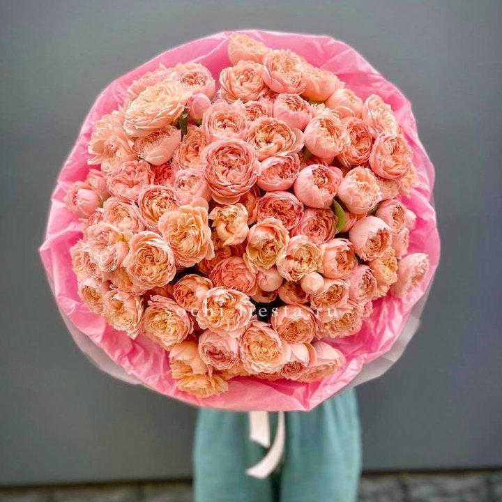 Букет кустовых пионовидных роз Джульетта "Принцесса" в Балашихе