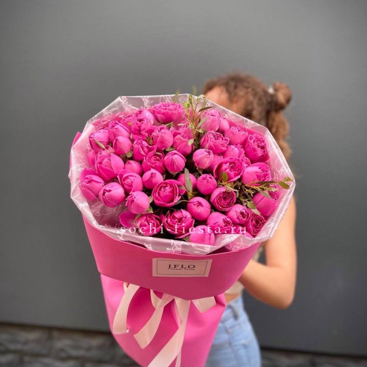 Кустовые розы букет Мисти Баблс в Балашихе