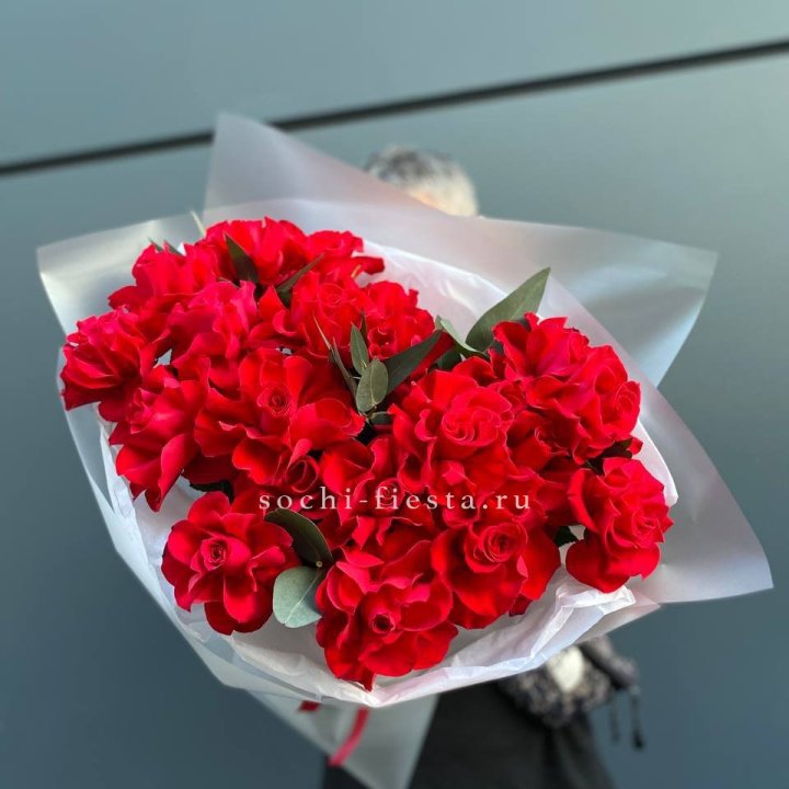 21 Красная французская роза в Балашихе