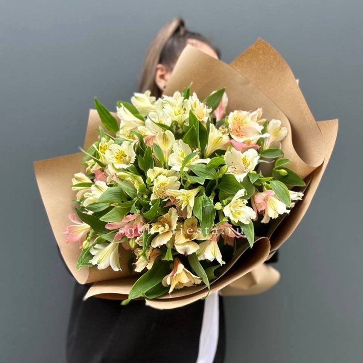 Букет альстромерий в крафте в Балашихе