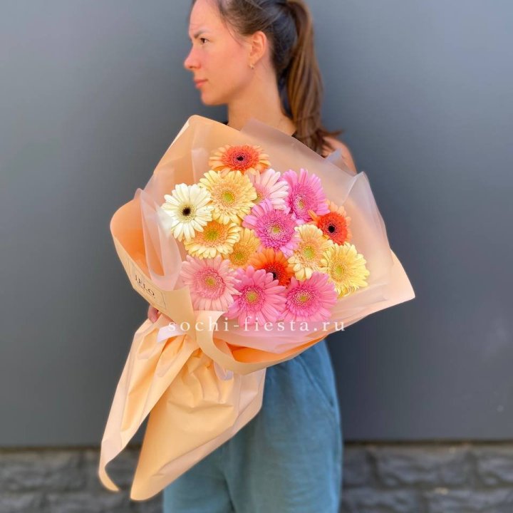 Букет разноцветных гербер в Балашихе