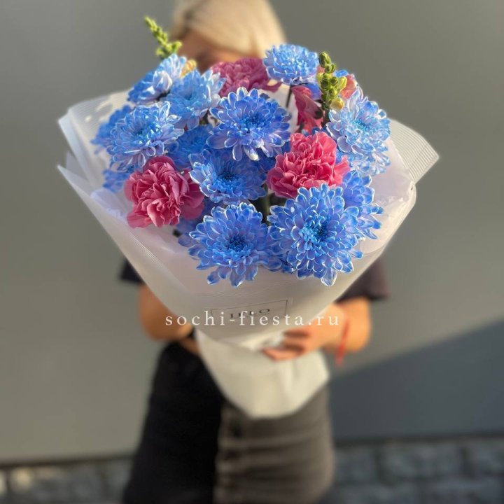 Букет сборный с хризантемой в Балашихе