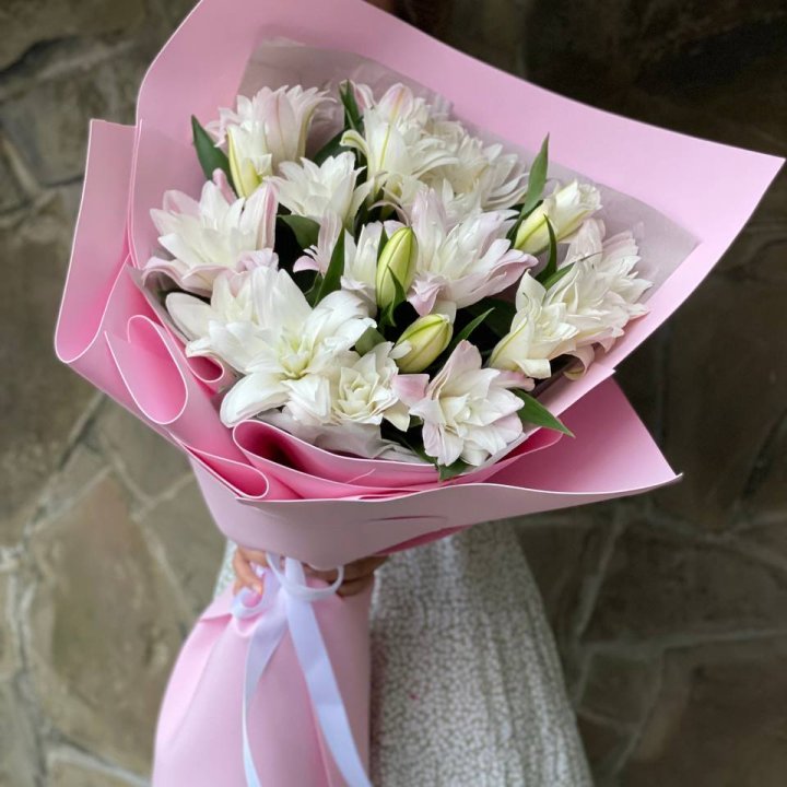 Букет пионовидных лилий №1 в Балашихе