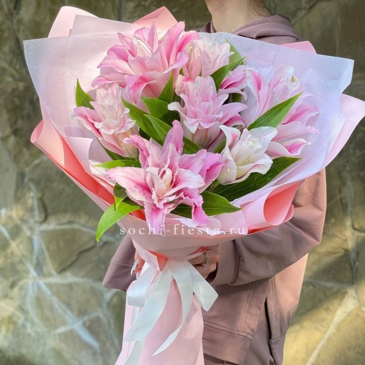 Букет пионовидных лилий №2 в Балашихе