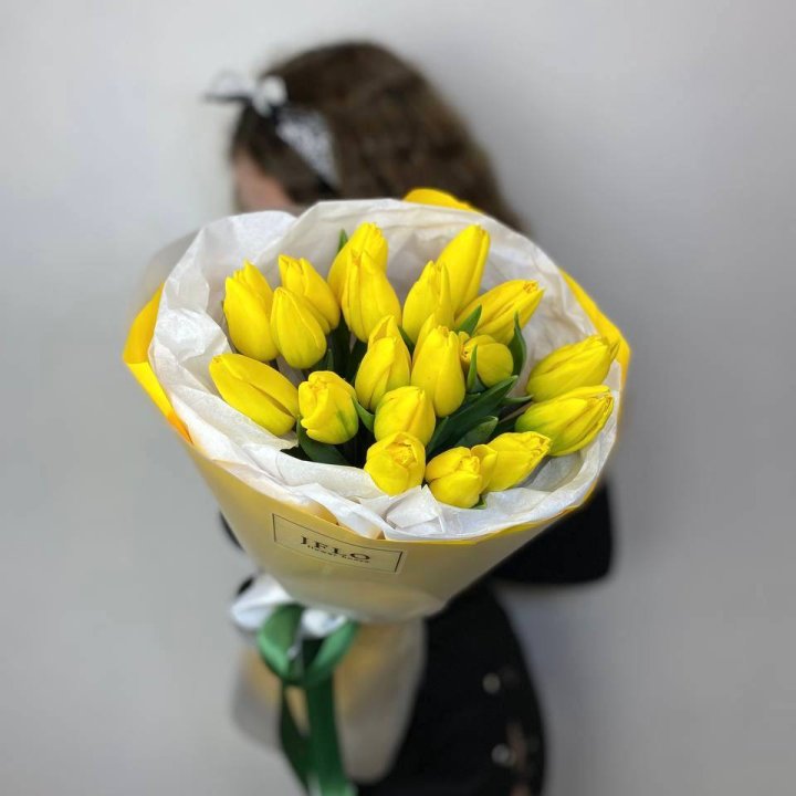  19 жёлтых тюльпанов в Балашихе