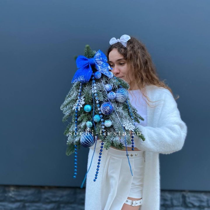 Новогодняя елочка "Блю" в Балашихе