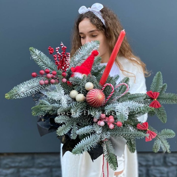 Композиция в бокале красная в Балашихе