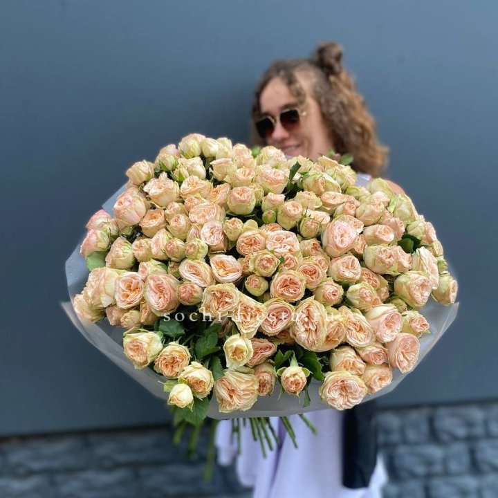 51 пионовидная роза в Балашихе