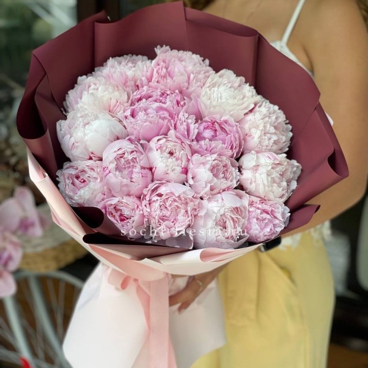 Букет 17 зефирных пионов в Балашихе