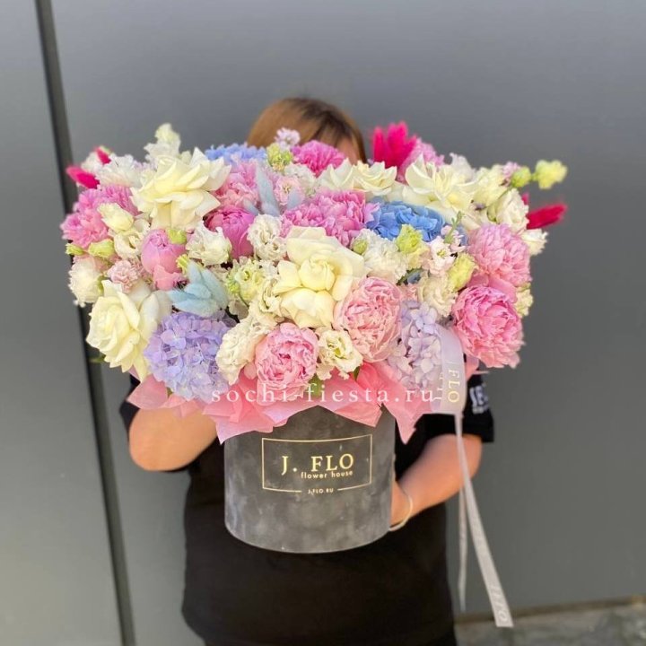 Цилиндр с пионами "Аса" в Балашихе