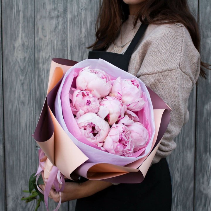 7 зефирных пионов в оформлении в Балашихе