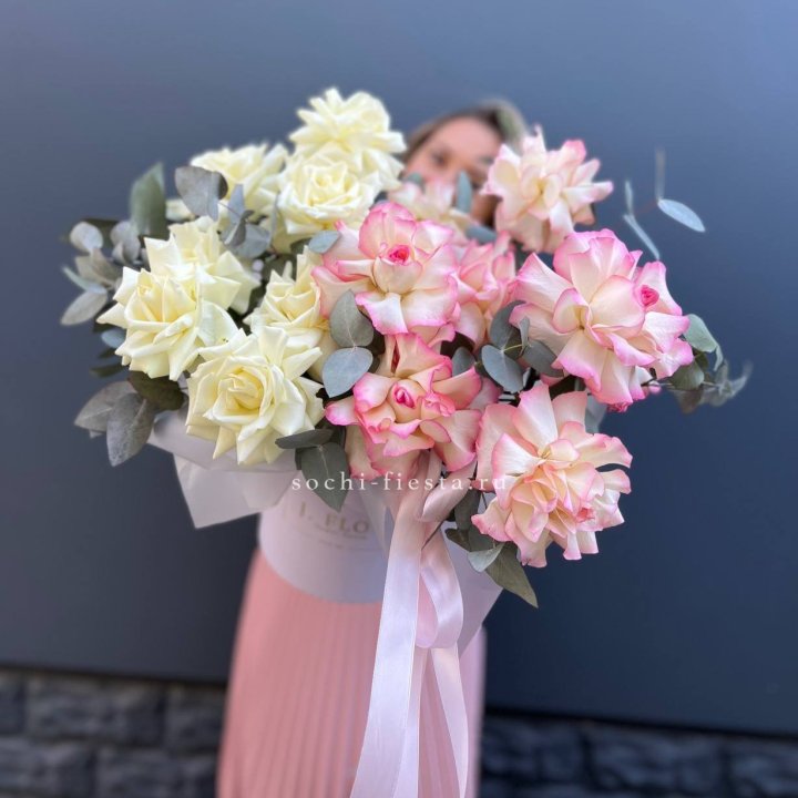 15 Французских роз в боксе в Балашихе