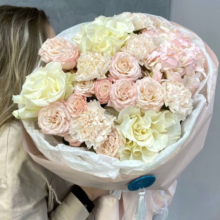 Дизайнерский букет "Джентел" в Балашихе