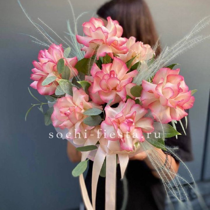 9 Французских роз Джумилия в боксе в Балашихе