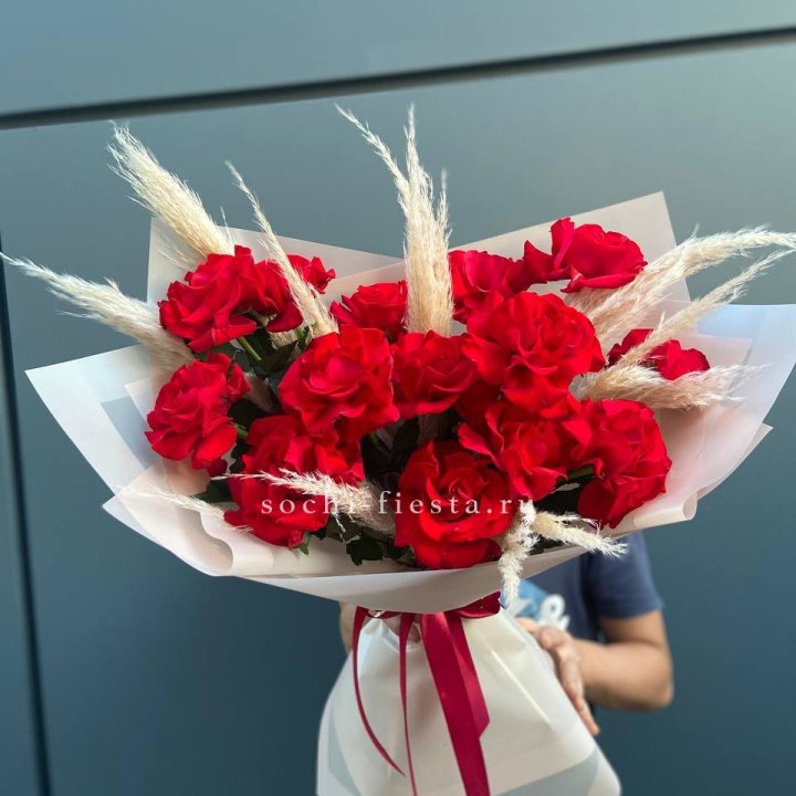 15 Красных французских розы в Балашихе
