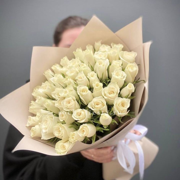 51 белая кенийская роза  в Балашихе