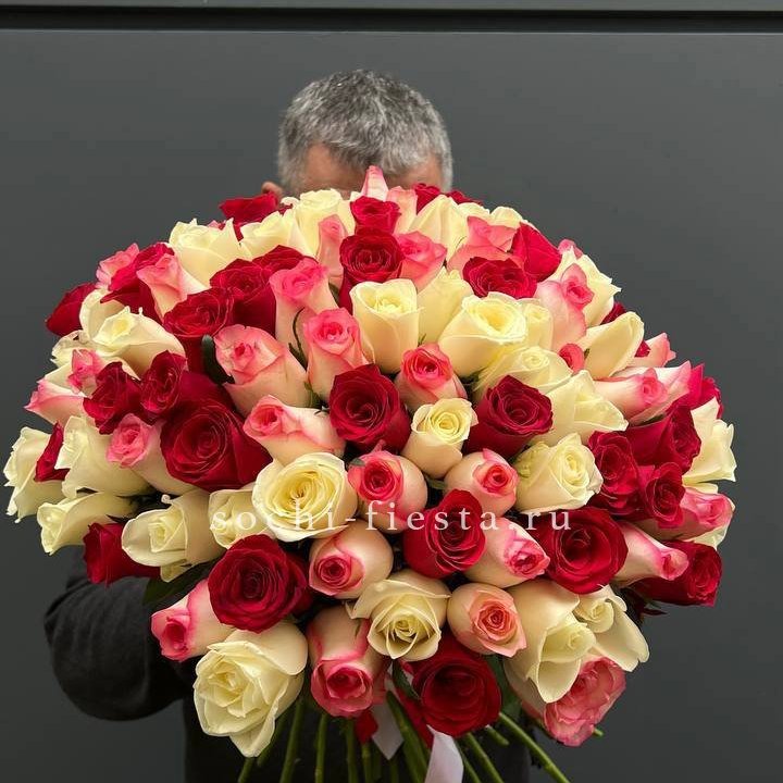101 разноцветная роза "Джули" в Балашихе