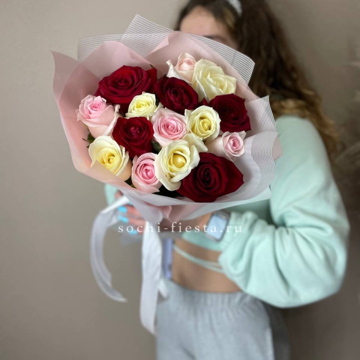 15 роз "Карусель" в Балашихе