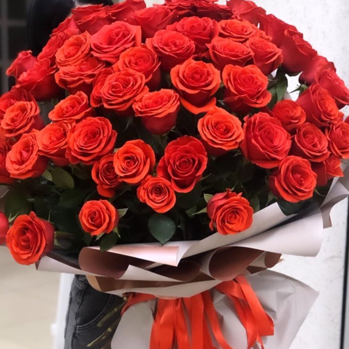 Букет высоких эквадорских роз  в Балашихе