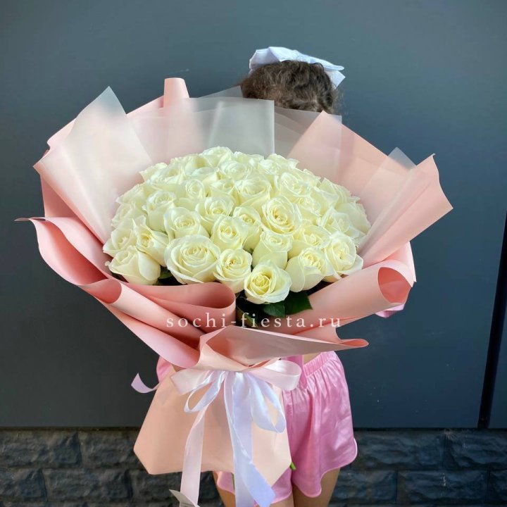 35 белых роз в Балашихе