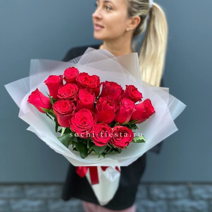 Букет из 15 красных роз  в Балашихе