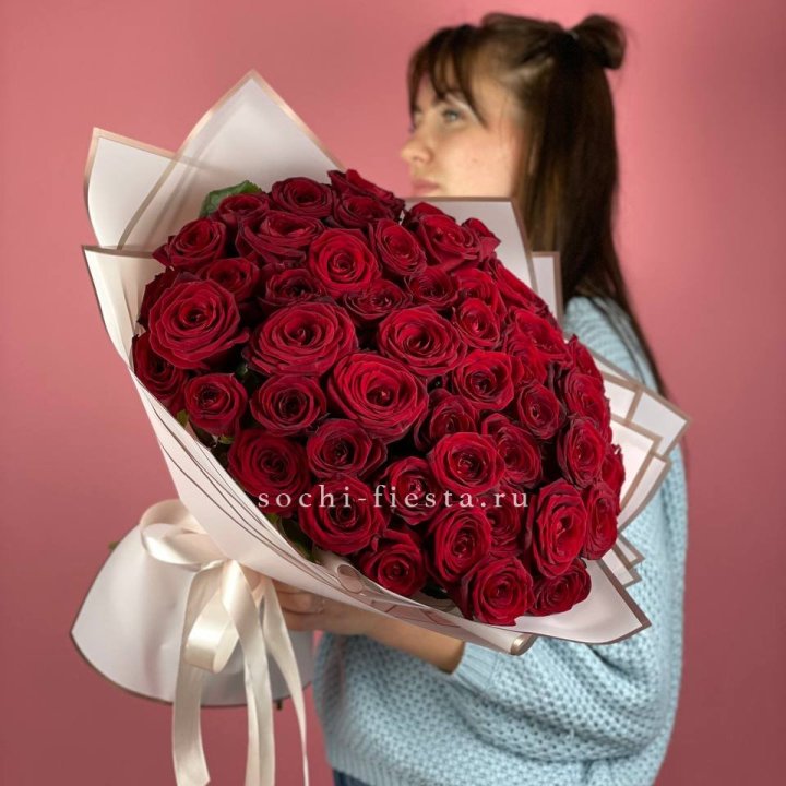 51 красная роза "Лавели" в Балашихе