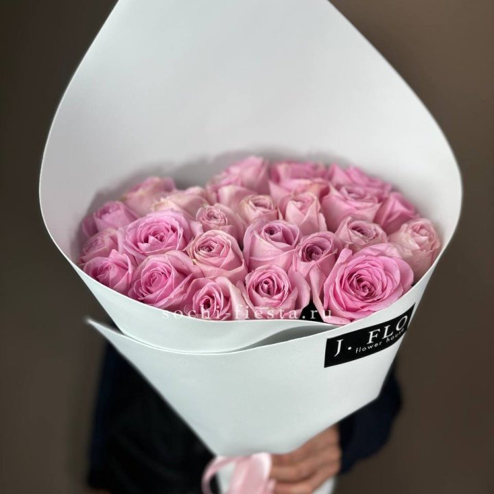 25 розовых роз в Балашихе