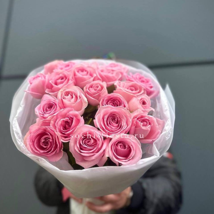 21 Розовая роза в белом в Балашихе