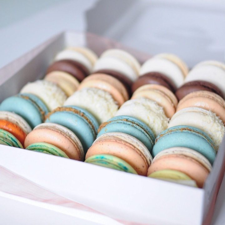 Коробка макаронс 25 шт. в Балашихе