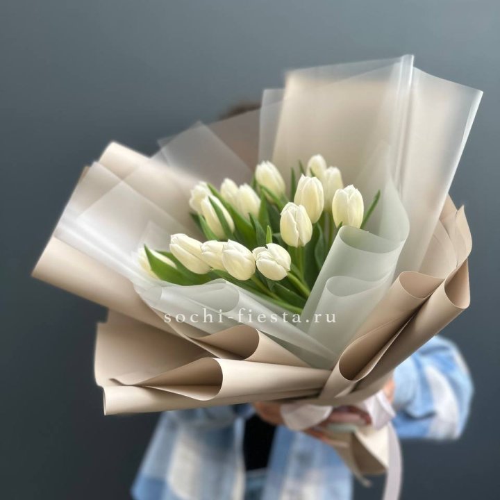 Букет из 15 белых тюльпанов в Балашихе